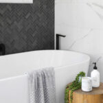 Double Room bathtub